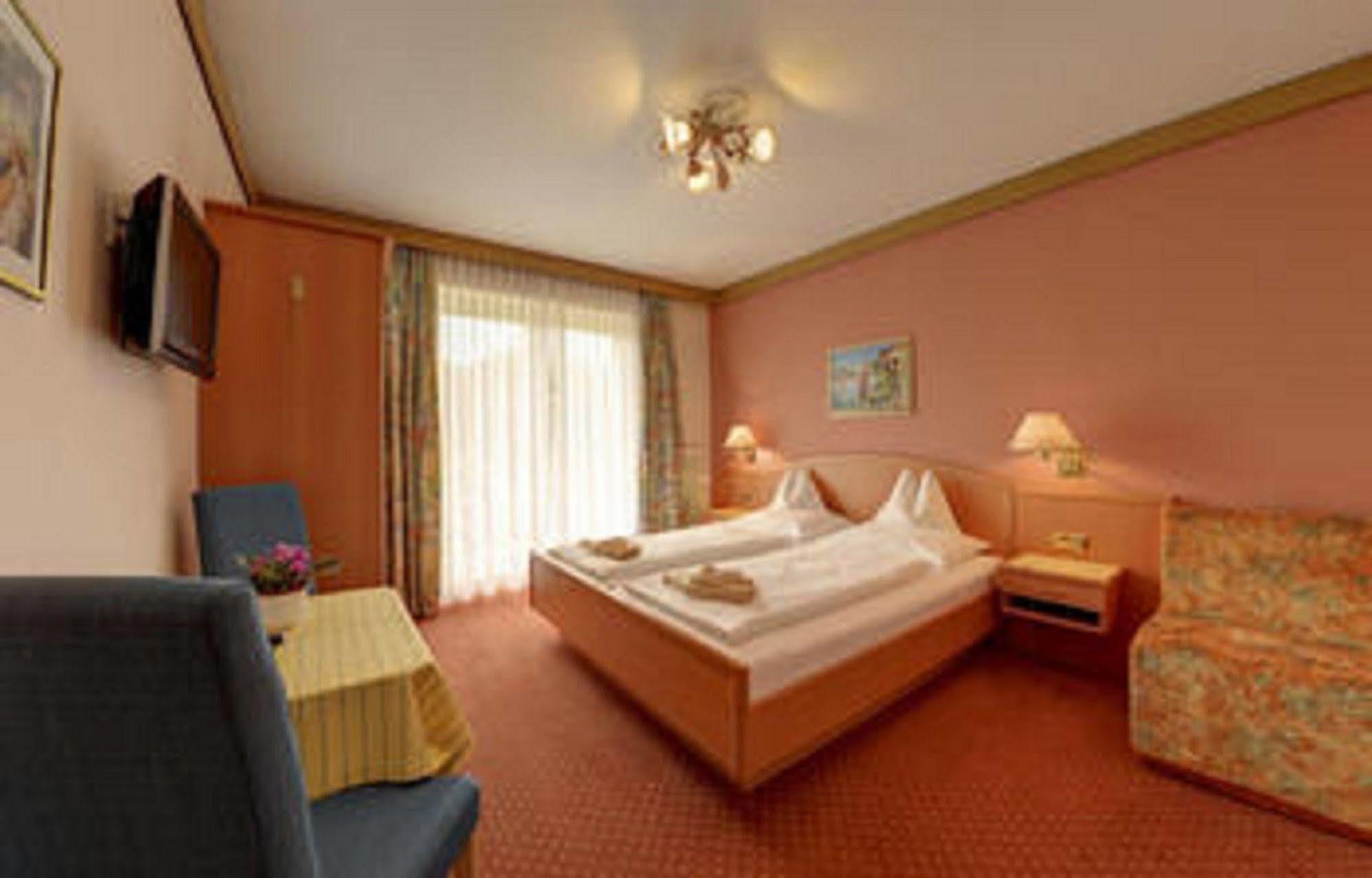 Fruehstueckspension Haus Golker Зеебоден Экстерьер фото