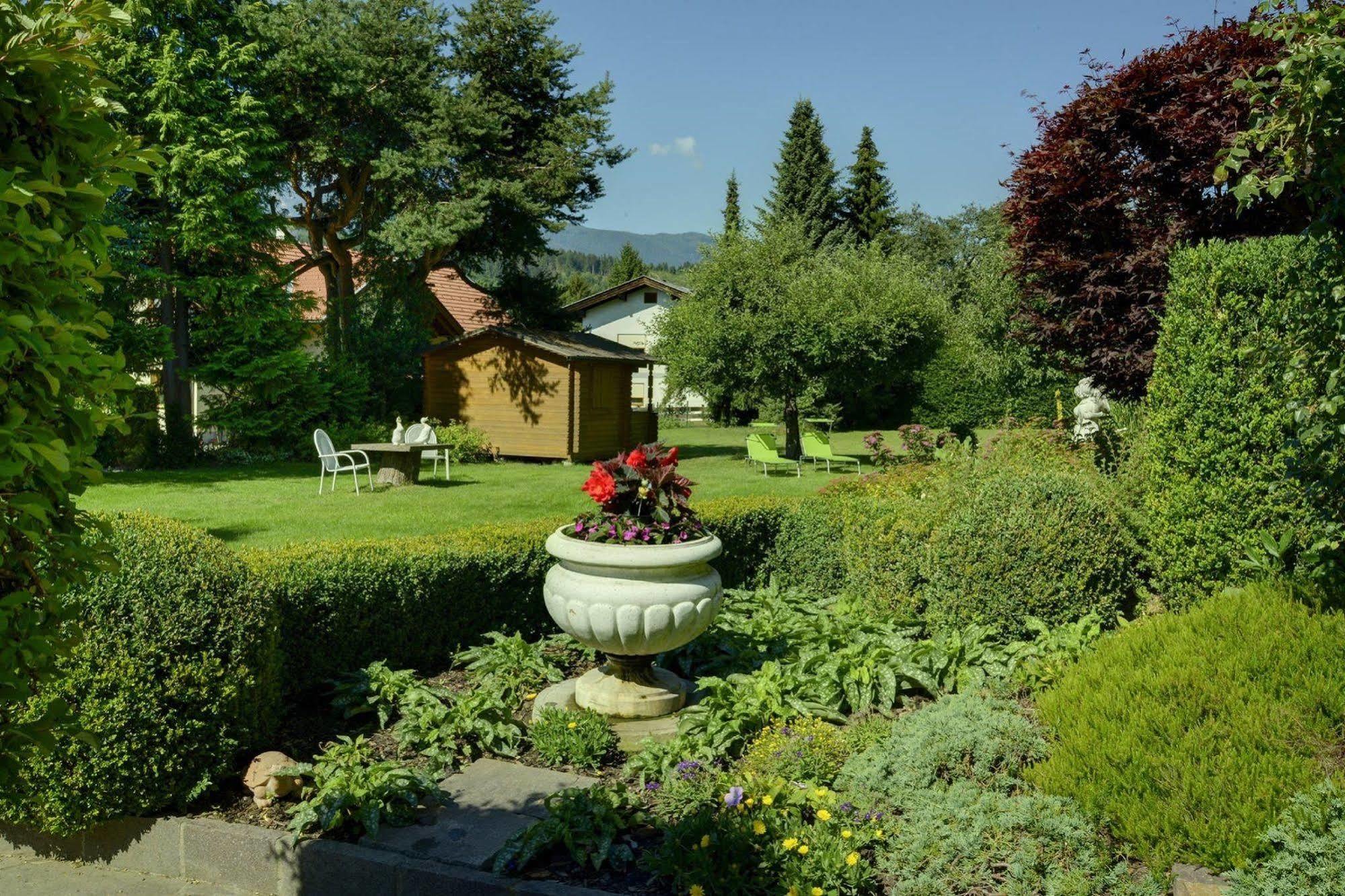 Fruehstueckspension Haus Golker Зеебоден Экстерьер фото
